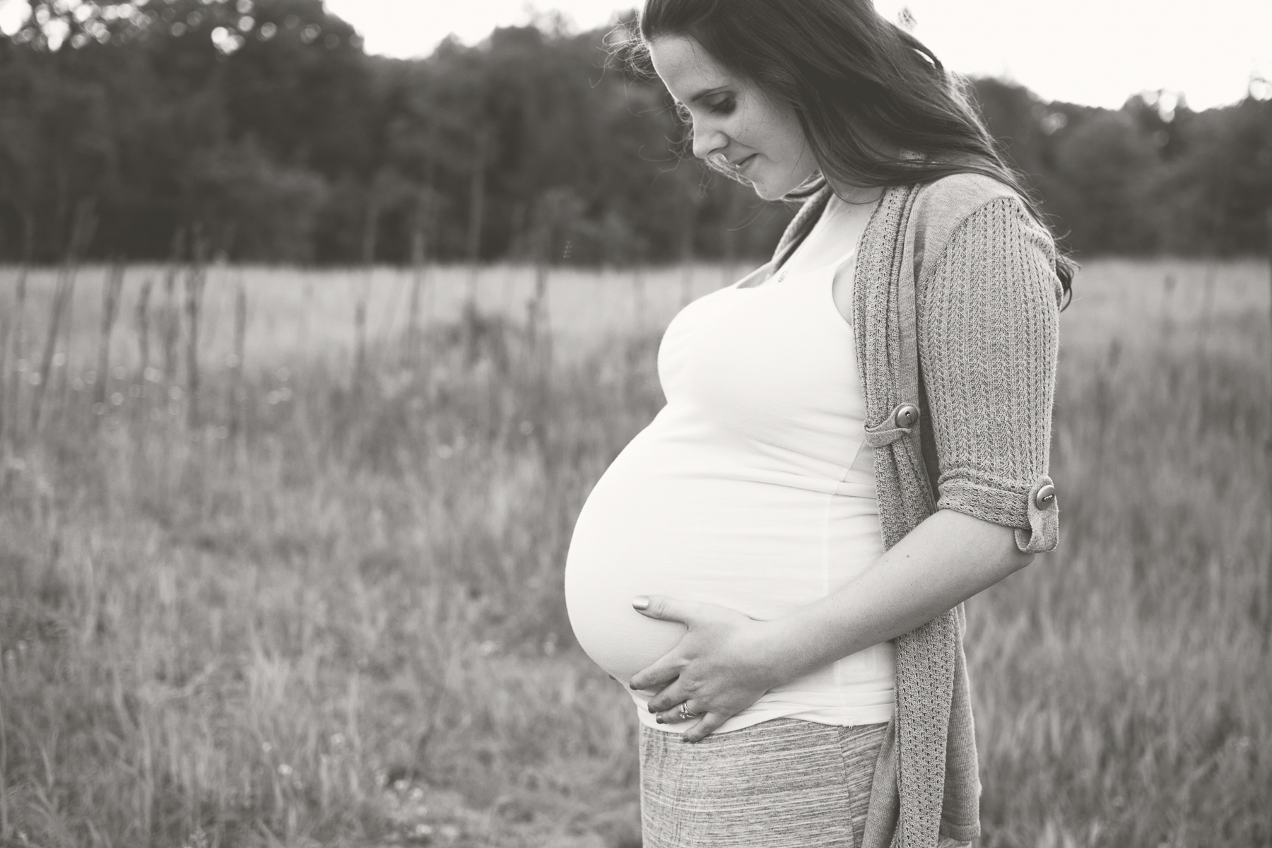 maternity pregnancy photography photographer stony creek metropark metro detroit macomb county belly bump
