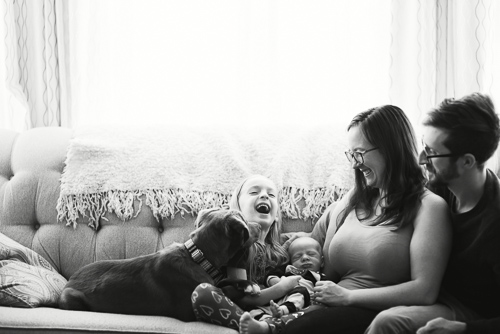 family, lifestyle, newborn photos, motherhood, smiles